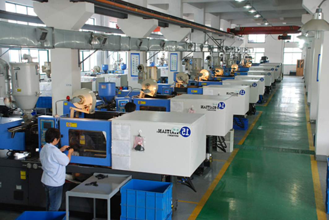 1004-42 Perkins Engine Oil Cooler 2486A218 For Excavator