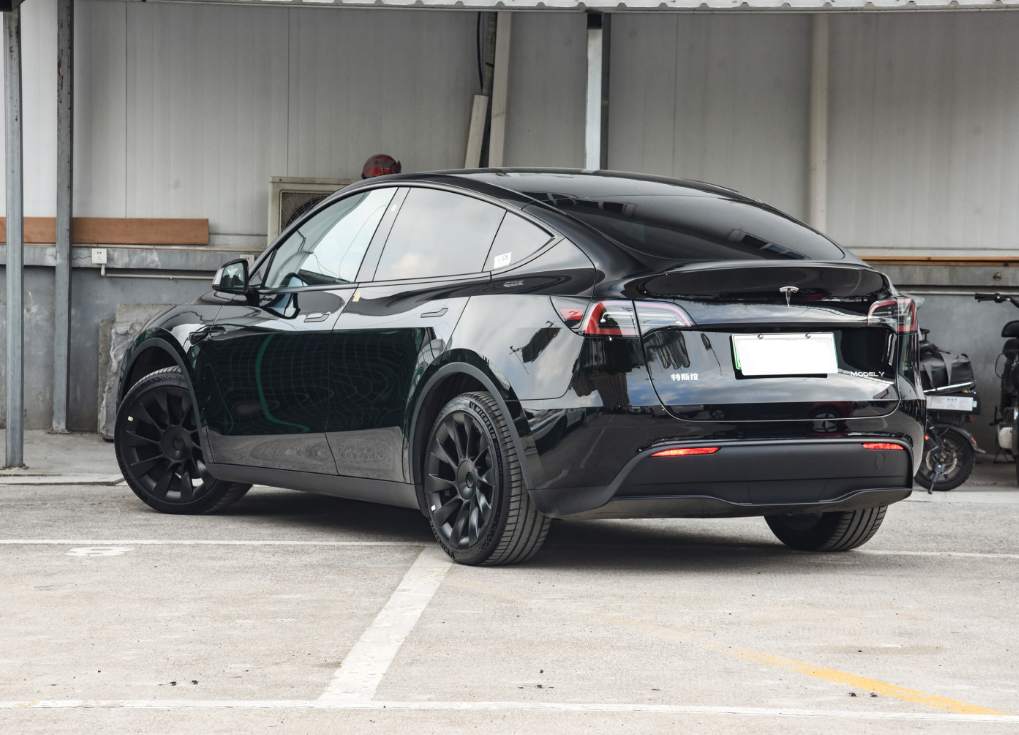 2024 Tesla Model Y The Most Affordable Electric Car for Market 5 Doors 5 Seats SUV