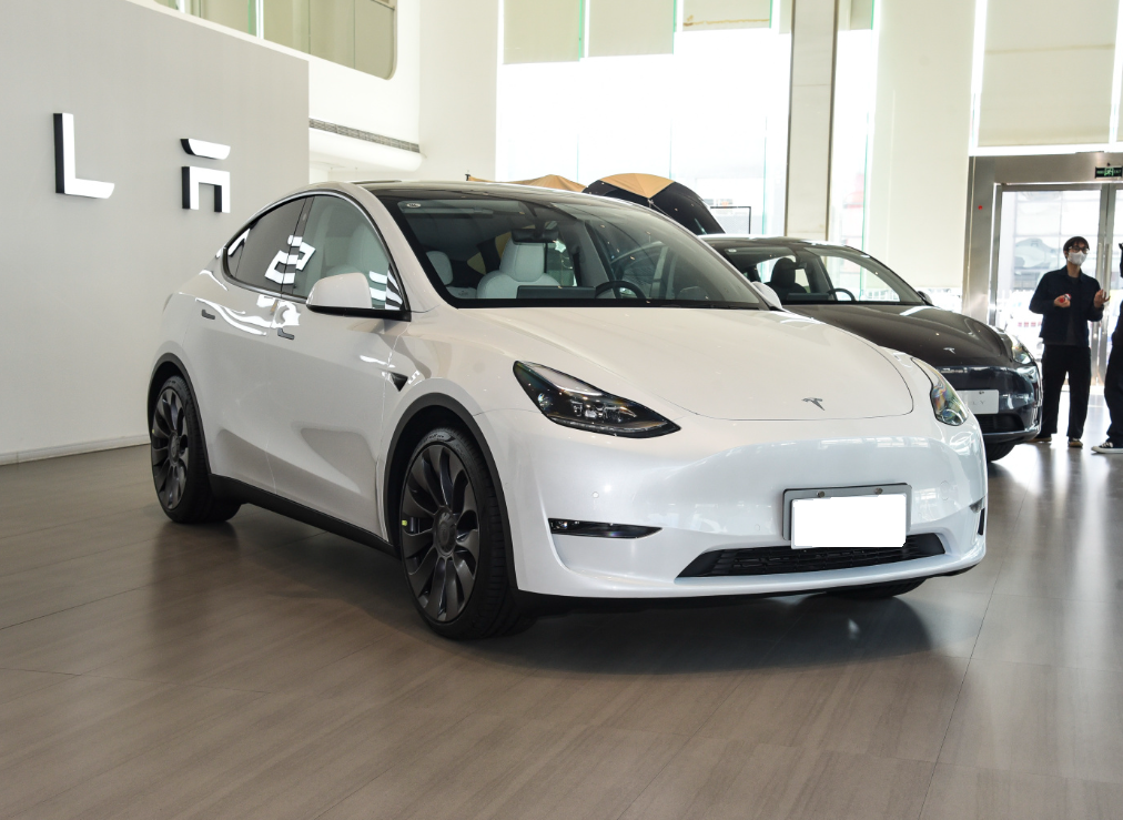 2024 Tesla Model Y The Most Affordable Electric Car for Market 5 Doors 5 Seats SUV