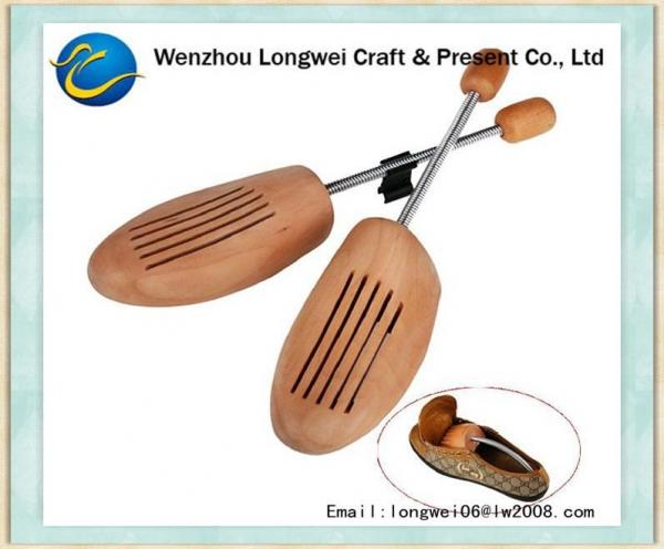 Quality Spring cedar wooden shoe stretcher adjustable customized for European size for sale