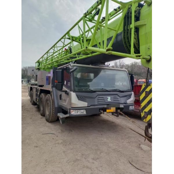 Used Zoomlion Truck Crane ZTC1300V863 ZTC251V562-1 Max Lifting Capacity