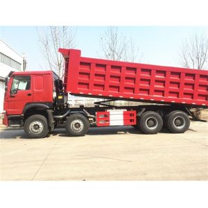 Sinotruk HOWO 12 Wheeler 8x4 Heavy Duty Tipper Truck