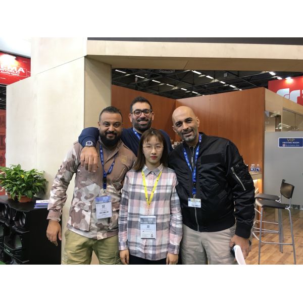 Unisex Sports Protective Riding Windproof and Drop-proof Knee Pad for Extreme Sports