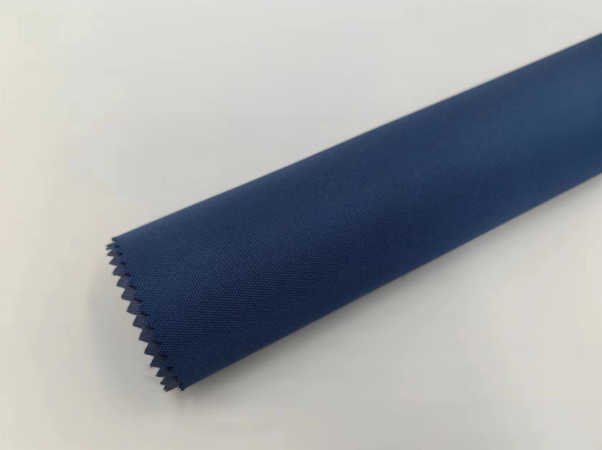 210d Polyester Oxford Fabric Mildew Resistant Custom Thickness Polyester Oxford 600D Waterproof