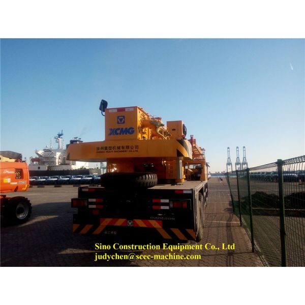 High Efficiency Hydraulic Mobile Crane XCMG QY50KA Max Lifting Weight 50 Tons