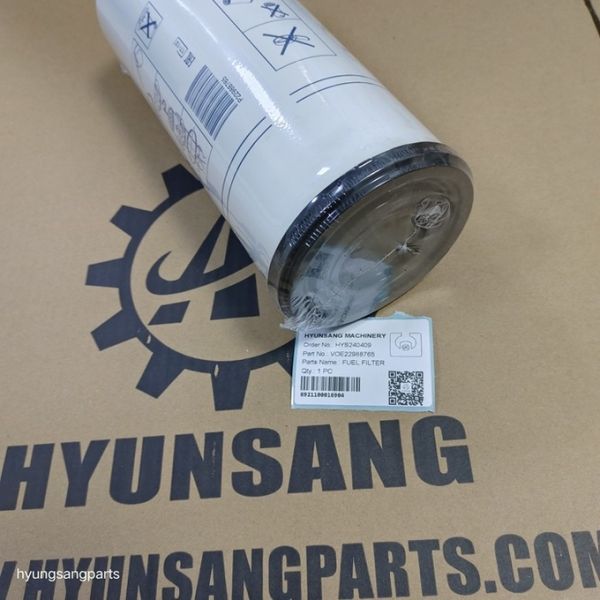 Hyunsang Engine Fuel Filter VOE 22988765 VOE22988765 For L220D L180D