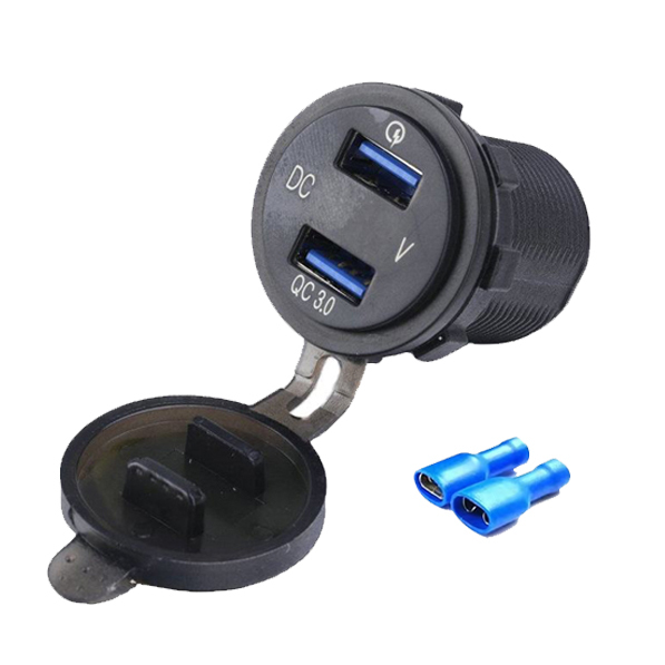 Quality Smart Display Dual QC Car Charger 18W Fast Charge for sale