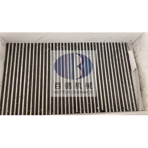 SiSiC Siliconized Silicon Carbide Rod / Silicon Carbide Elements Support In Kiln