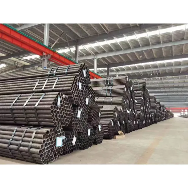 ASTM A36 A53 A192 Q235 Q235B 1045 4130 Sch40 10mm 60mm Hot Rolled Welded or Seamless Rectangular Round Carbon Steel Pipe for Oil and Gas Pipeline Construction