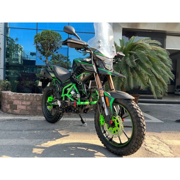 Gas / Diesel Powered 300CC Dirt Bike Motorcycle With Knobby Tires