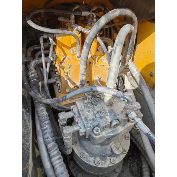Used Hyundai 215-9s Excavator Construction Equipment Equipped With Cummins Engine