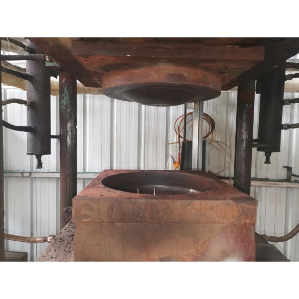 Non Slip Custom Rubber Products Black Pole Rubber Base 18x18 X1.8 Inches For Soccer Training