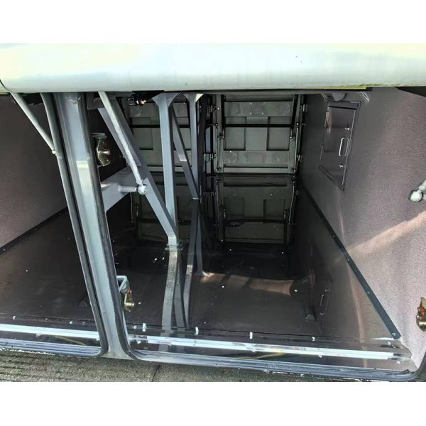 A second-hand 10-meter 36-seat Shenlong bus