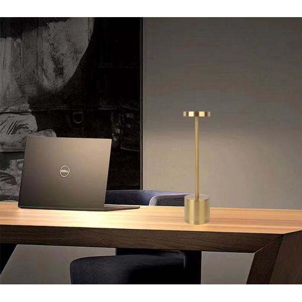 TPYE C Charging Modern Theme Metal Touch Table Lamp For Bar Bedside