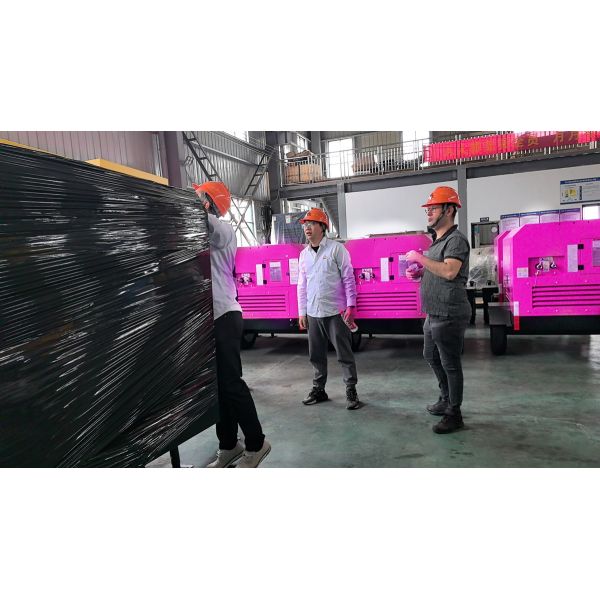 Mobile Screw Air Compressor Diesel Driven Screw Type Air Compressor Industrial Screw Air Compressor Machine