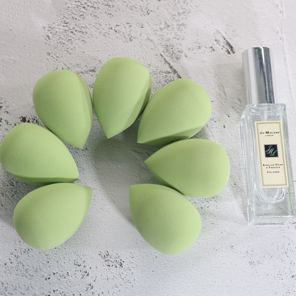 New Green Girl Makeup Sponge Puff Egg Face Concealer Cosmetic Powder Make Up Blender Sponge Tools DX75