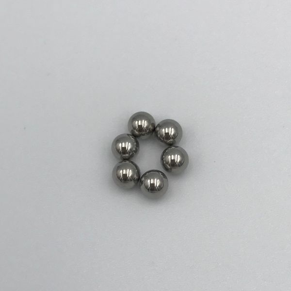 1/8 Inch Small Steel Balls , Tiny Metal Balls Pumps Valves Ball Pen Stable