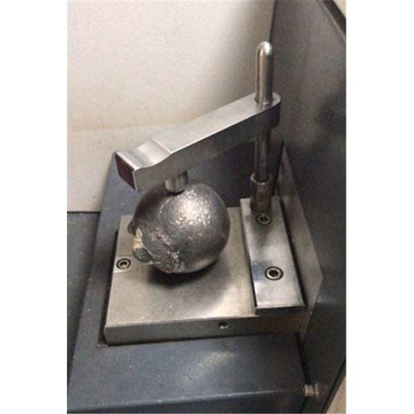 Low Cr Casting Steel Ball 4" 4.5" High Precision +-1mm / +-2mm Tolerance